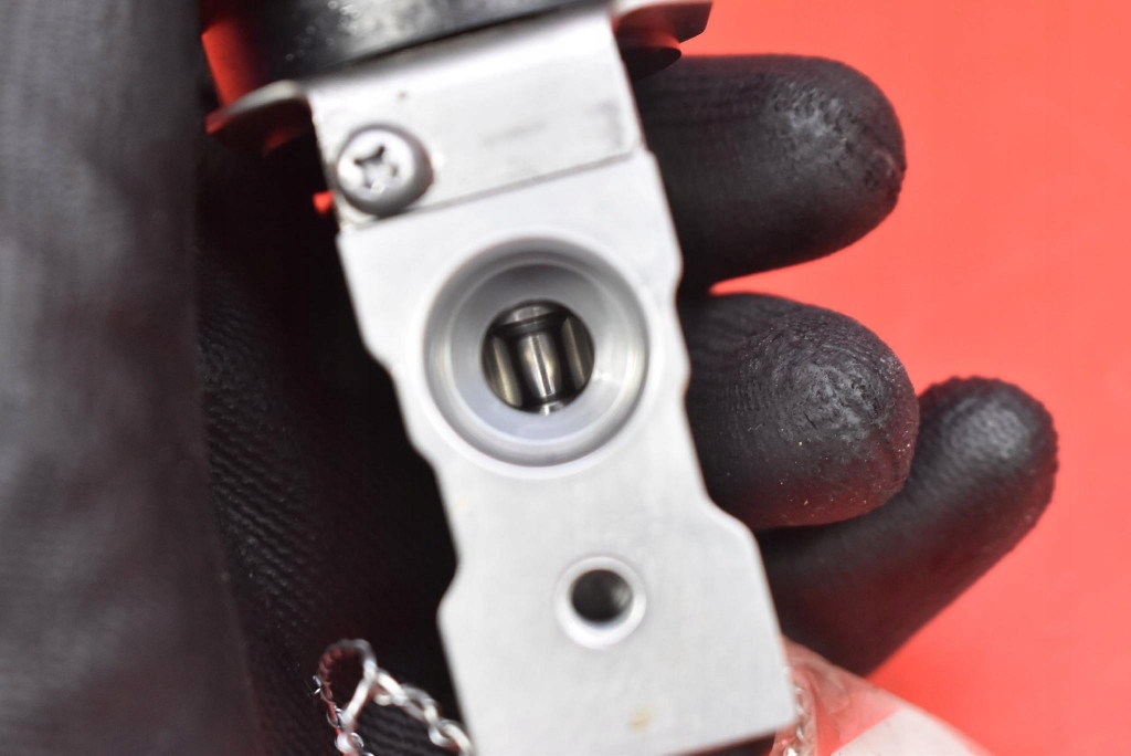 фото №10, Распределитель клапан кондиционера 447520-0363 toyota bz4x 204 km 22-