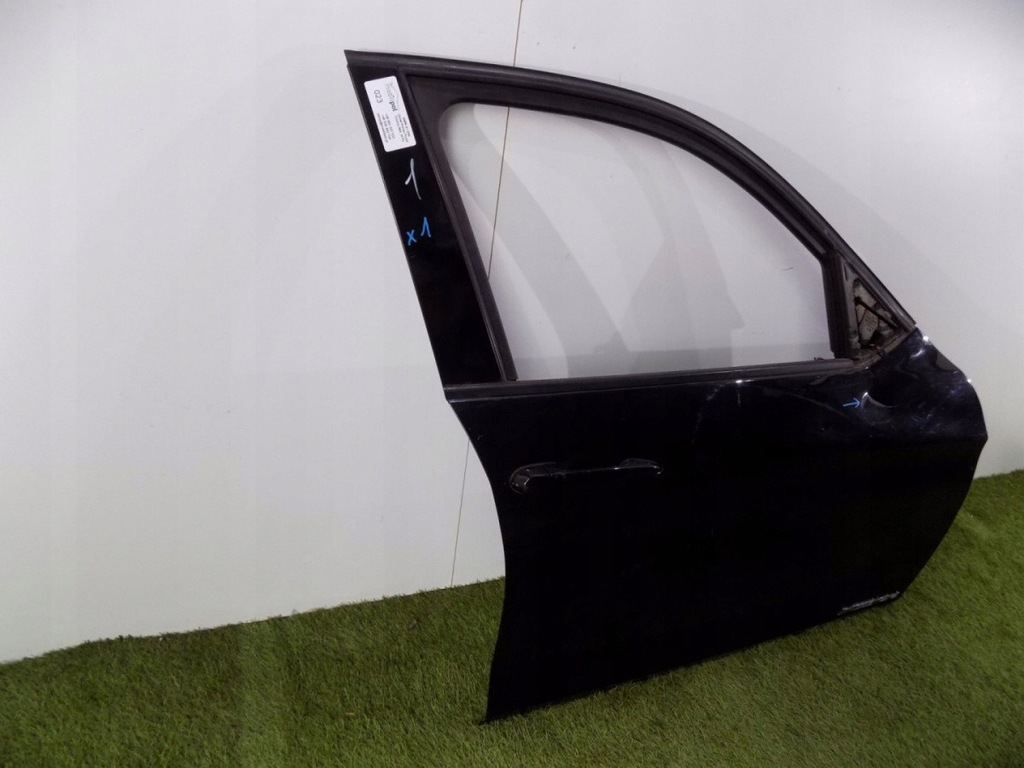 фото №8, Bmw x1 e84 - дверь передние правая - 023