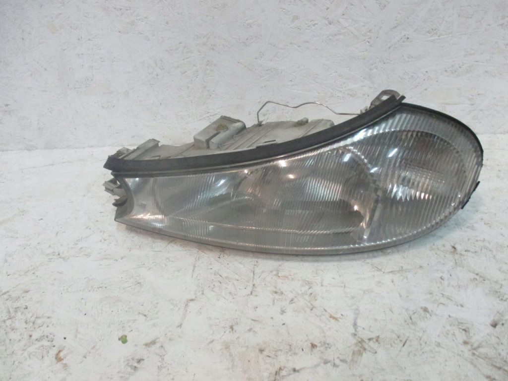 фото №1, Ford mondeo mk2 фара левый 1305615033