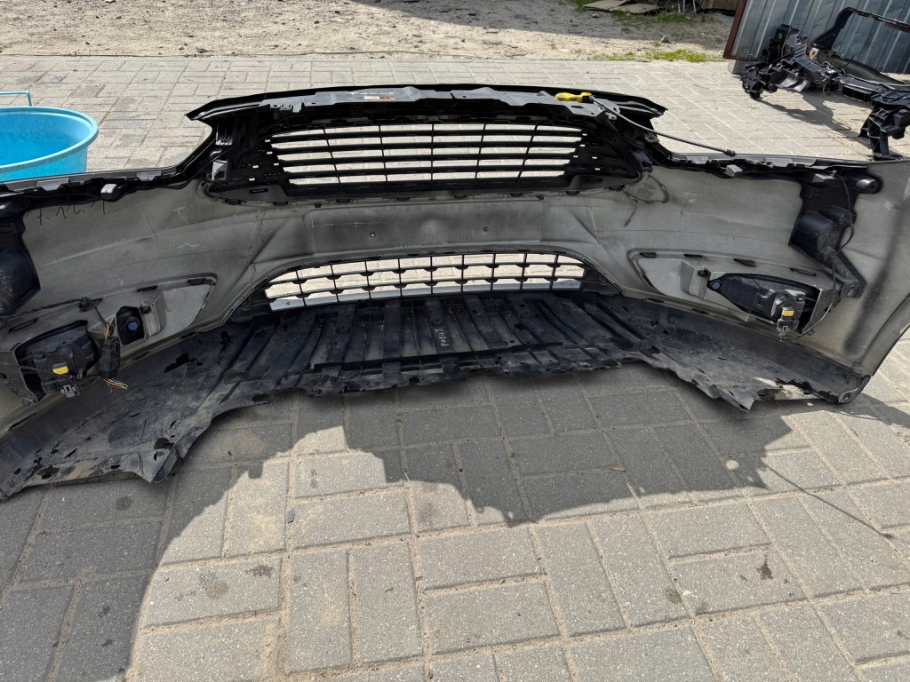 Капот бампер ліхтарі  led перед ford focus mk3 рестайлінг Зі Шроту