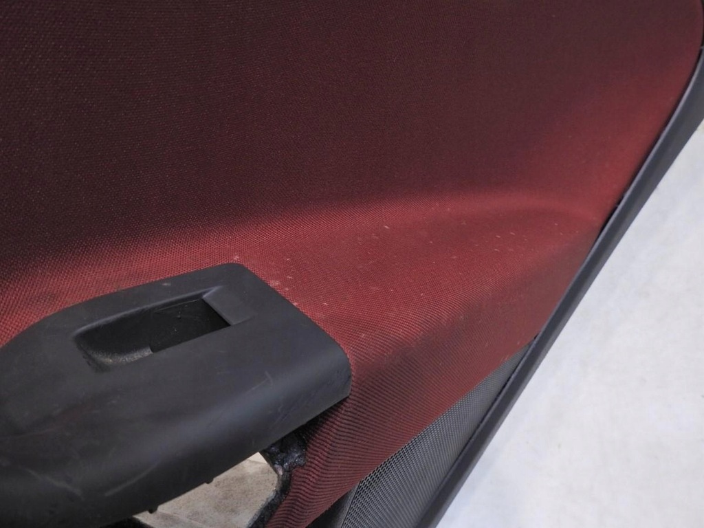 фото №7, Обивка дверь правый задняя vw golf v plus 5m0868074