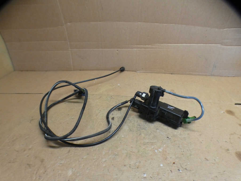 Peugeot 308 3008 citroen c4 cactus picasso насос помпа рідина dpf fap eolys в Україні