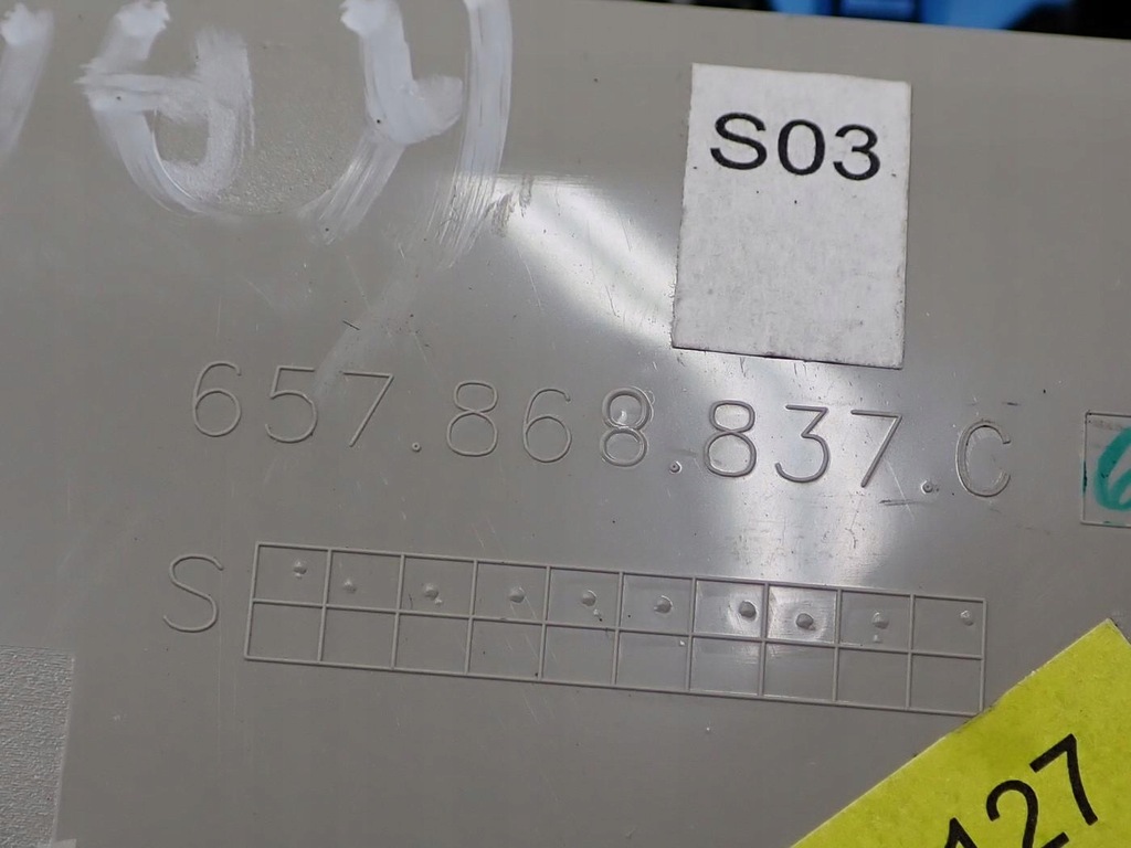 фото №9, Лампа салона кабины бардачок 5gm035624g 657868837b skoda kamiq 24r