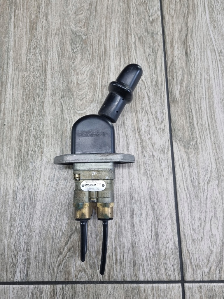 фото №1, Важіль клапан гальма ручного renault midlum magnum dxi