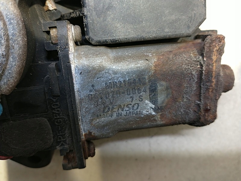 фото №7, Подъемник стекло правый задняя galant viii 2.0 mr215442