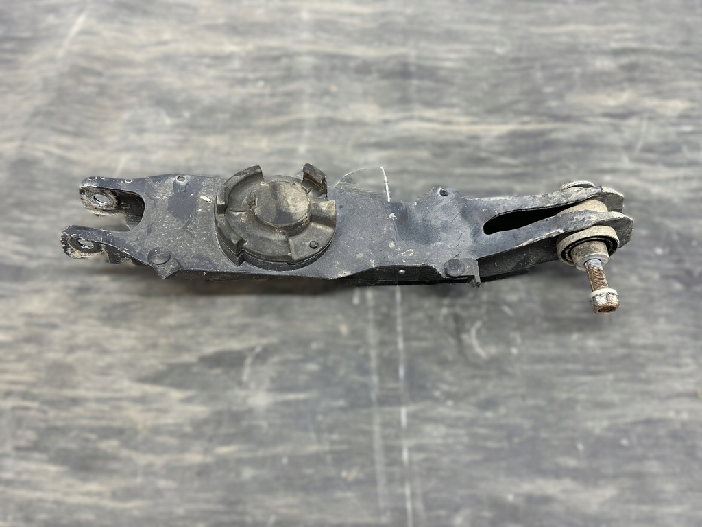 фото №1, Рычаг задняя нижний jeep grand cherokee wl l 2021-