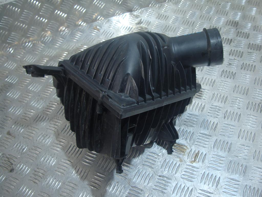 Купити Корпус фільтра повітря bmw f40, f45, f46