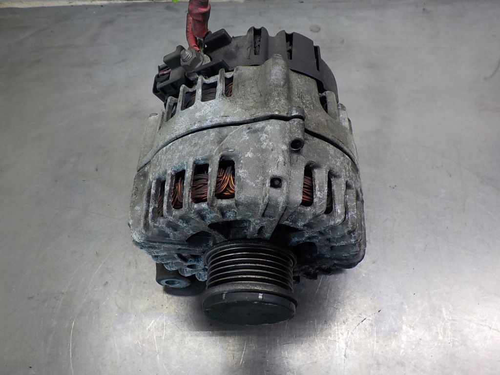 Купить Bmw 3 e90 генератор 8507624 2608669c