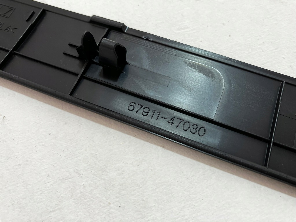 фото №9, Prius iii молдинг захист поріг передня перед