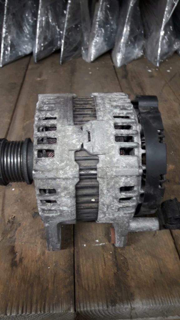 Купити Генератор vw t5 1,9 tdi 038903024f