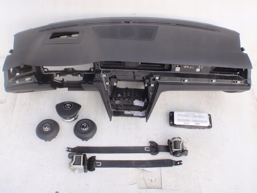 фото №1, Vw passat b8 hud панель приладів панель приладів консоль подушки безпеки pas