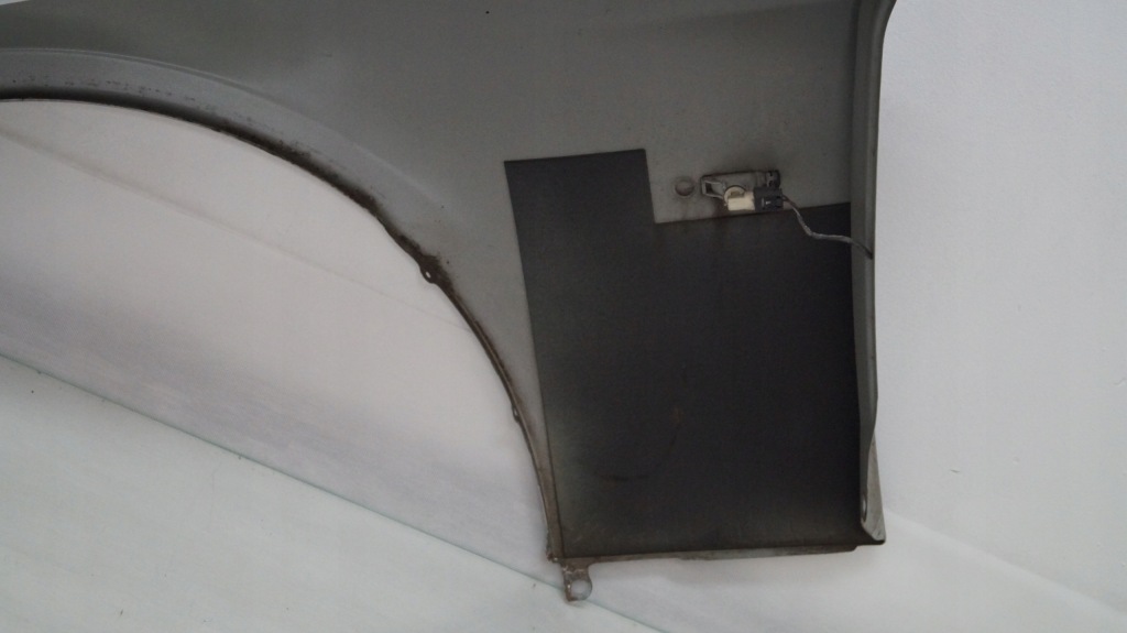 Крило передній правий bmw seria 3 e90 рестайлінг  354 2009 Оригінал