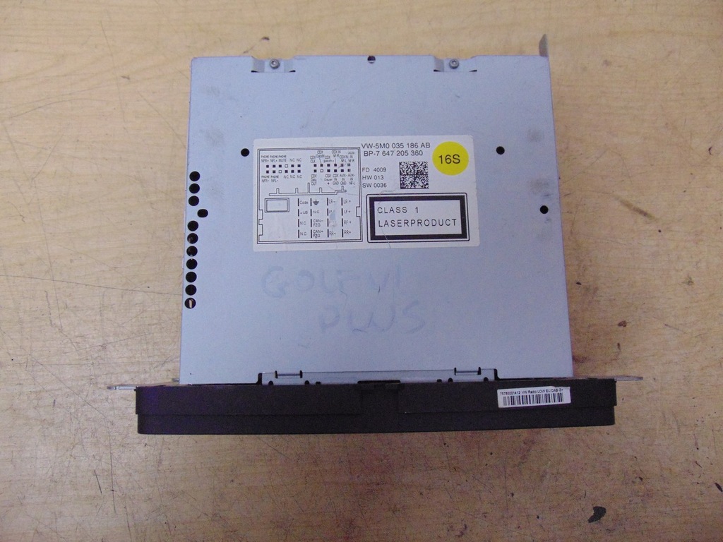 фото №12, Радио заводской vw golf vi plus 5m0035186ab