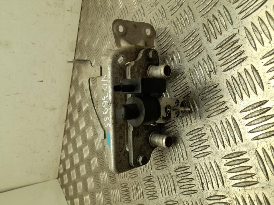 Купить Модуль управляющий вентилятора радиатора tesla model s 2017 103735700g