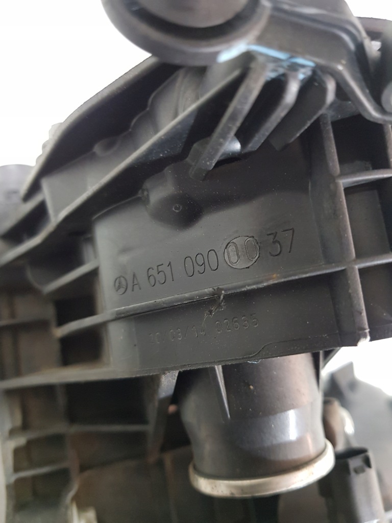 Колектор впускний  a6510900037 mercedes w204 2.2cdi в Україні