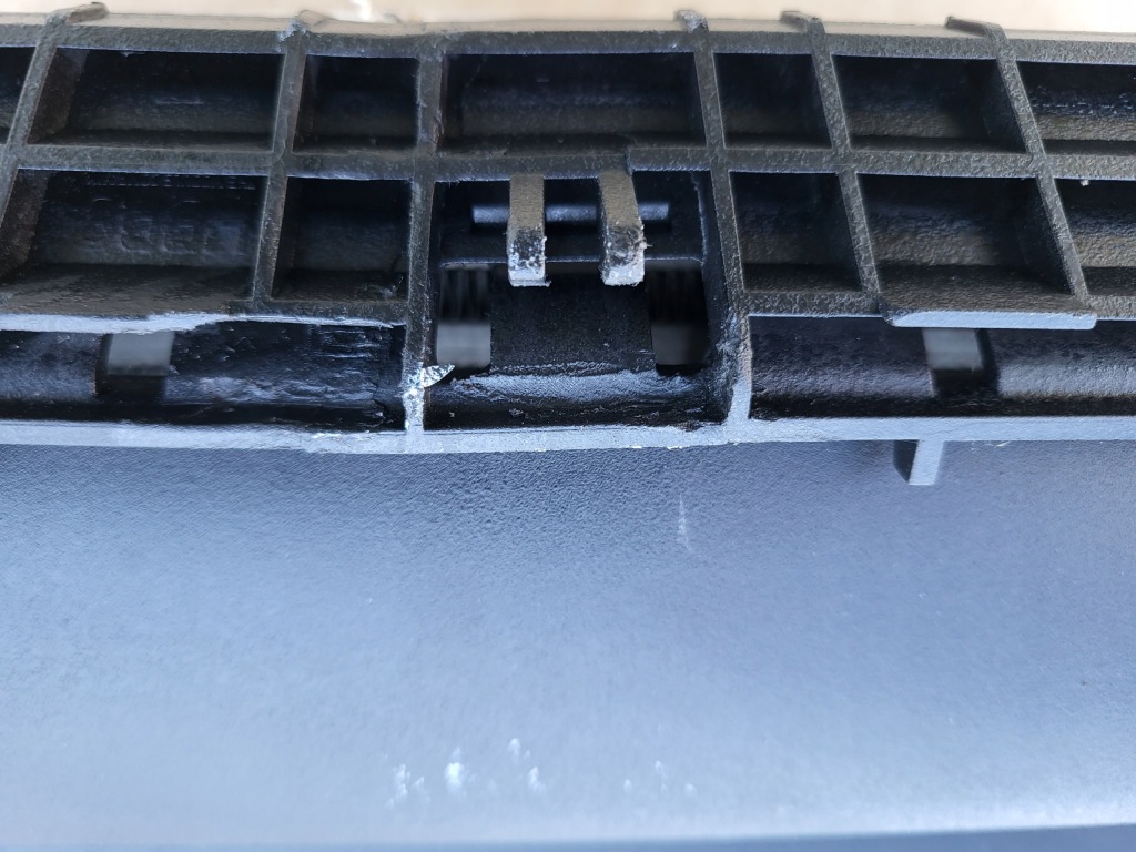 фото №8, Інтеркулер з жалюзі audi q7 q8 права сторона 4m0145804br