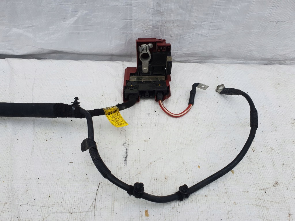 Opel mokka x 16-19 1.4t электропроводка клемма плюсовая аккумулятор 42473912 в Украине