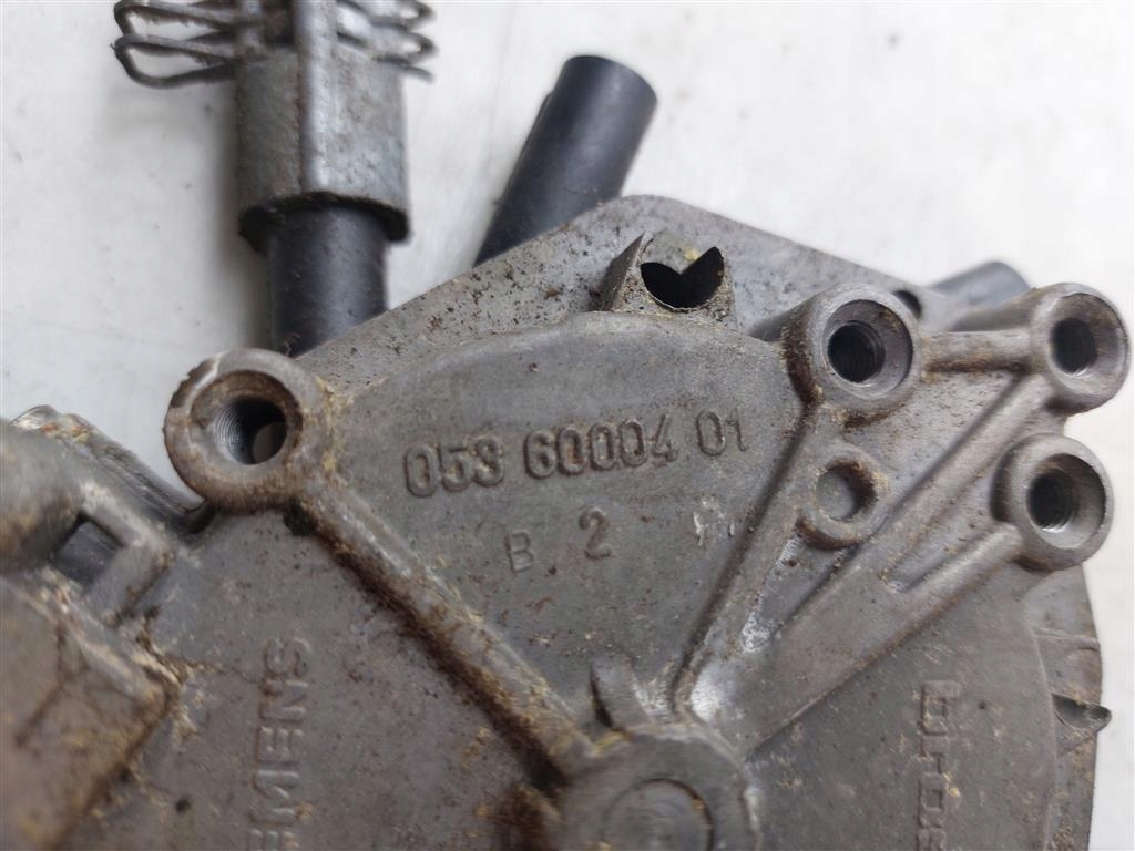 фото №7, Механизм подъёма стекло крышки задняя freelander i