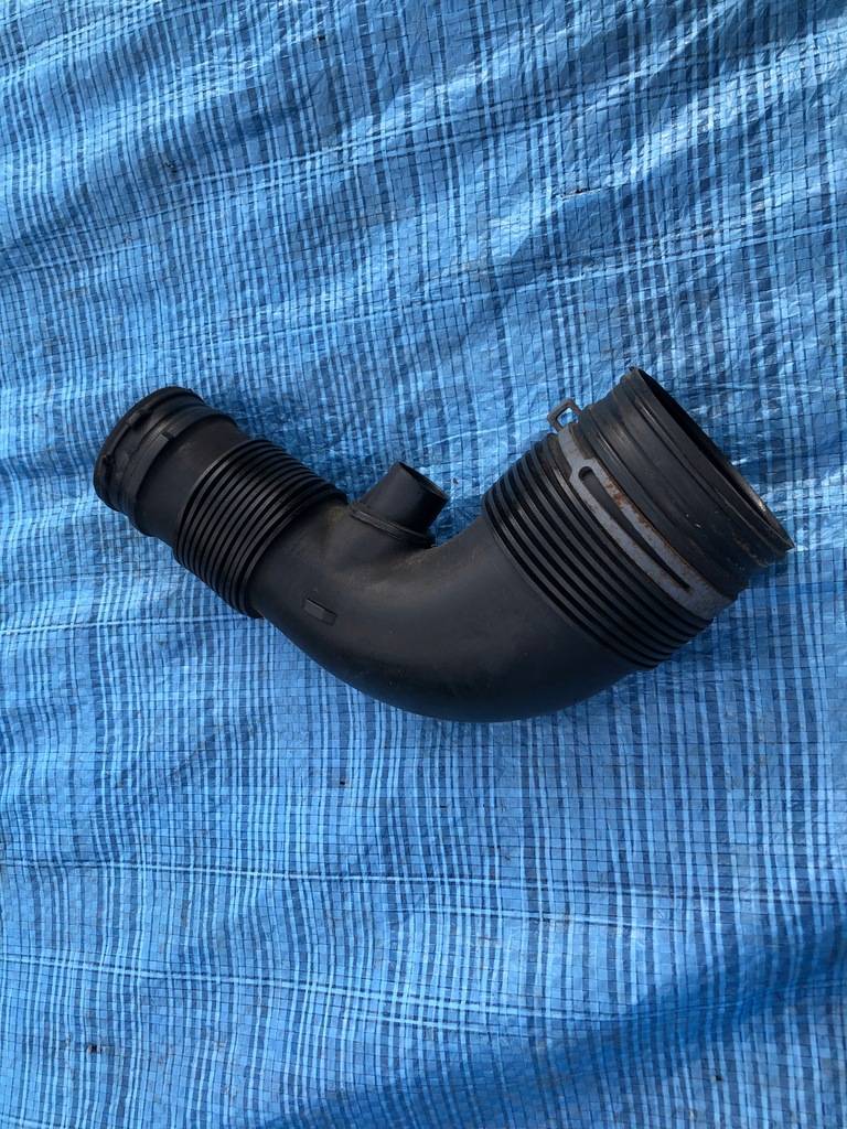 фото №3, Porsche cayenne lift 4.2 труба повітрозабірник 7p6129572