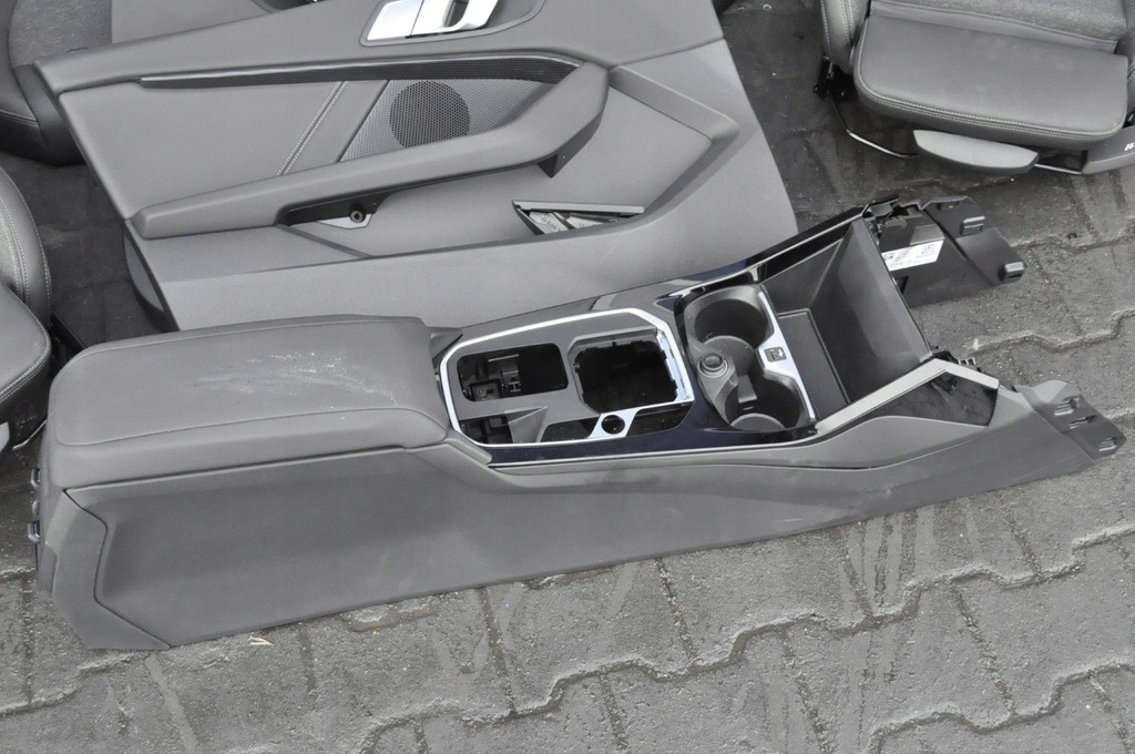 фото №16, Bmw f44 gran coupe сиденья заднее сиденье обшивки 2021r uk