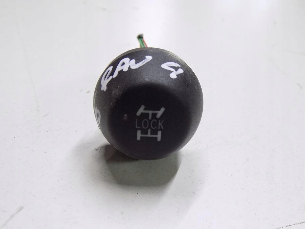 фото №1, Toyota rav4 iii переключатель привода 15b116