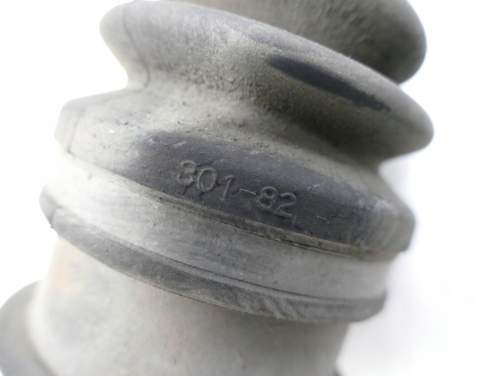 фото №2, Subaru legacy v 2.5 t gt приводной вал правый задняя правая