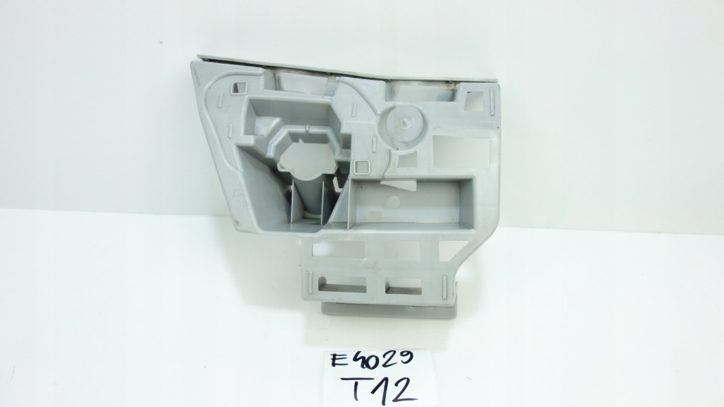 Купить Skoda оригинальный номер 5e0807056 кронштейн, бампер