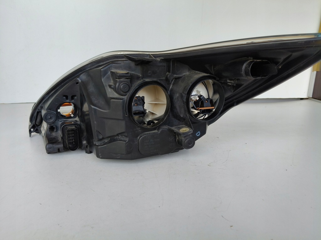 фото №5, Лампа права ford focus mk2 08- lift