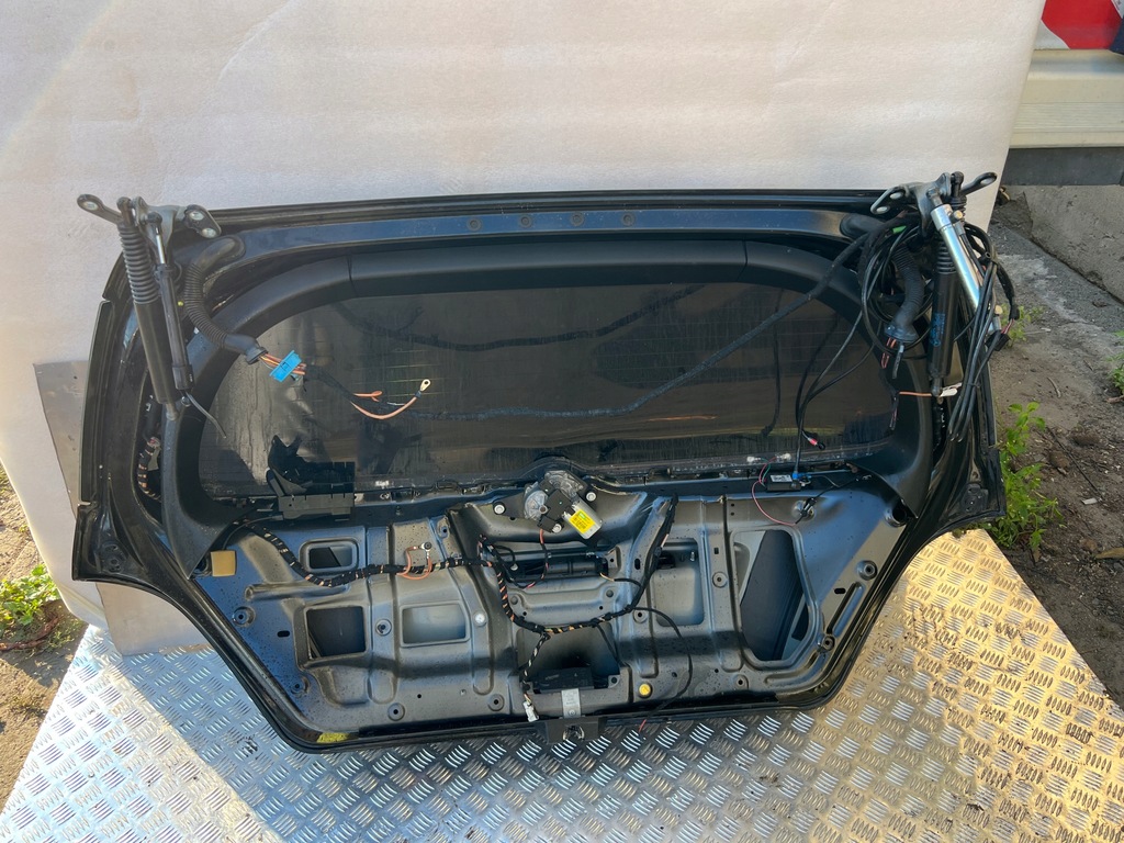 фото №8, Крышка багажника задняя задняя комплектная r klasa w251