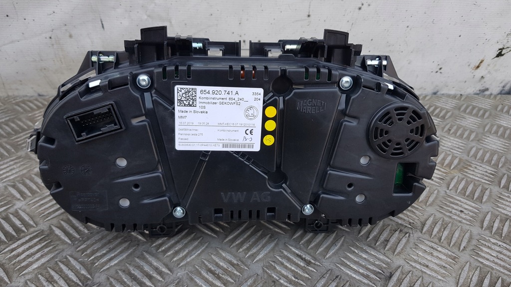 фото №12, Skoda scala счетчик приборная панель 1.6 tdi 654920741a