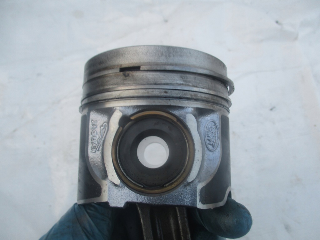 фото №3, Поршень jaguar xe xf range land rover evoque 2.0d