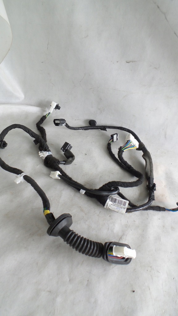 фото №8, Жгут электропроводка дверь левая передние перед левый 24125hm11a 2020 micra k14