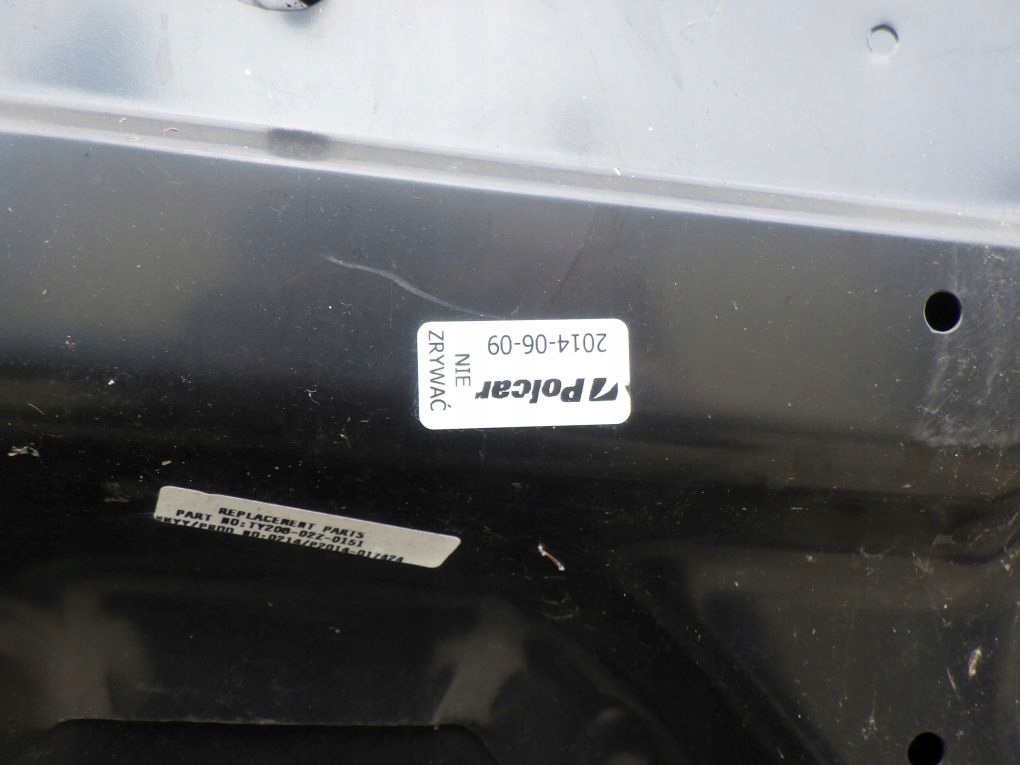 Toyota hilux viii 2005- капот в Украине