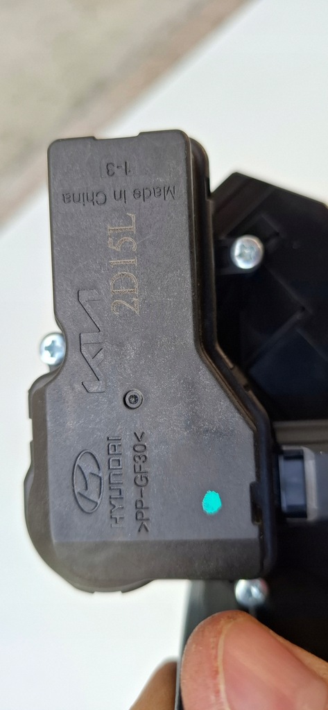 фото №7, Hyundai ioniq 5 v 21- защита крышка заглушка разъём зарядки p695c0-gi010