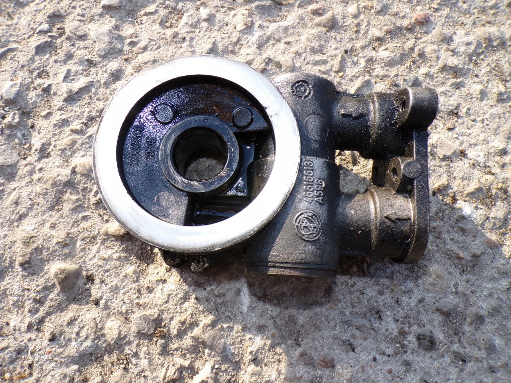 фото №1, Основание трубопровод радиатора масла alfa romeo 147 156 gt 1.9 16v 46816613