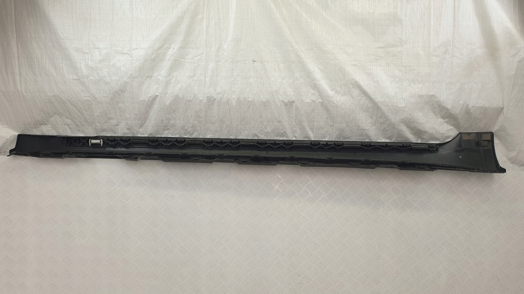 фото №7, Audi a5 8w8 sportback s-line молдинг порог правая