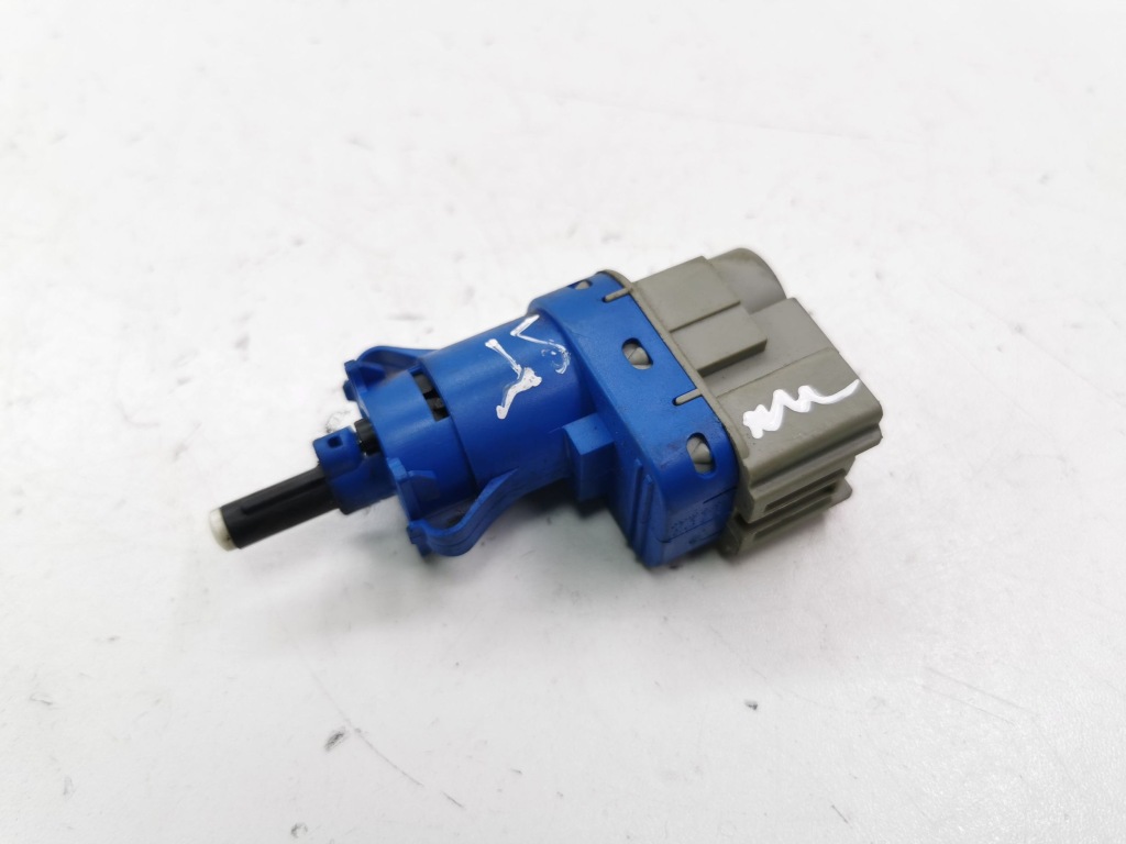 фото №1, Ford focus 2011 датчик педалі гальма / стоп-сигнал