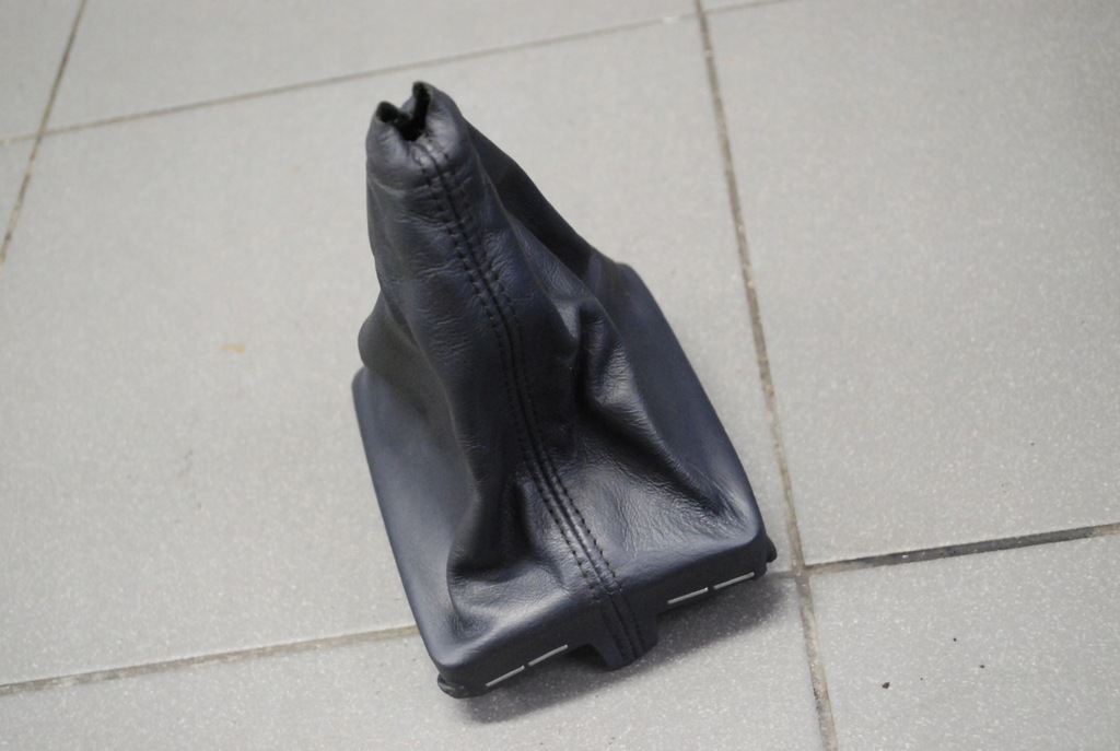 фото №4, Чехол выборщик granatowy audi a6 c6 4f0863287b