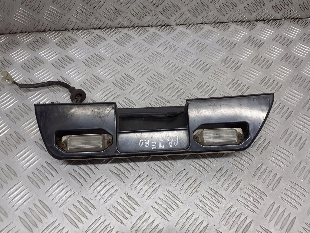 фото №1, Защита ламп номерного знака регистрационный pajero pinin