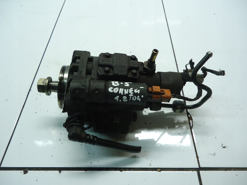 Купить Ford connect 1.8tdci 1.8 tdci насос впрыскная 4m5q9b395af