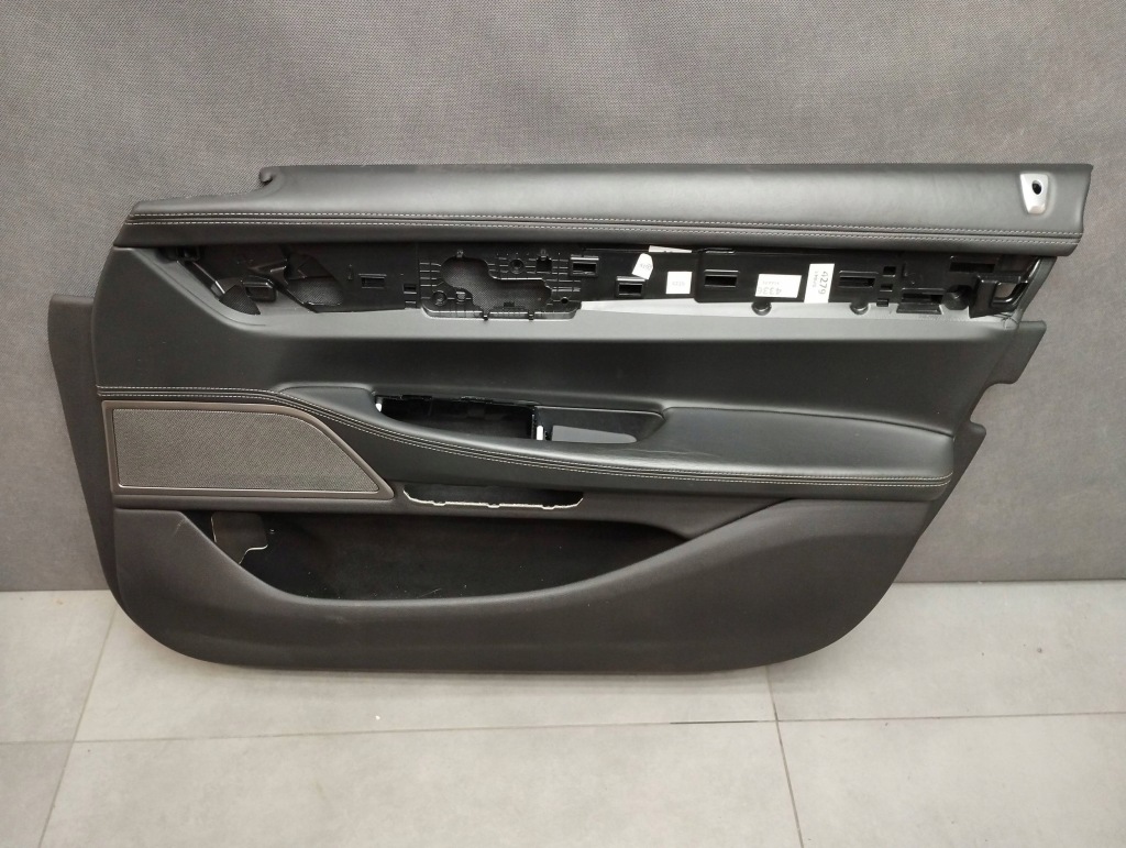 фото №1, Bmw 7 g11 обшивка обивка правая перед 94250521