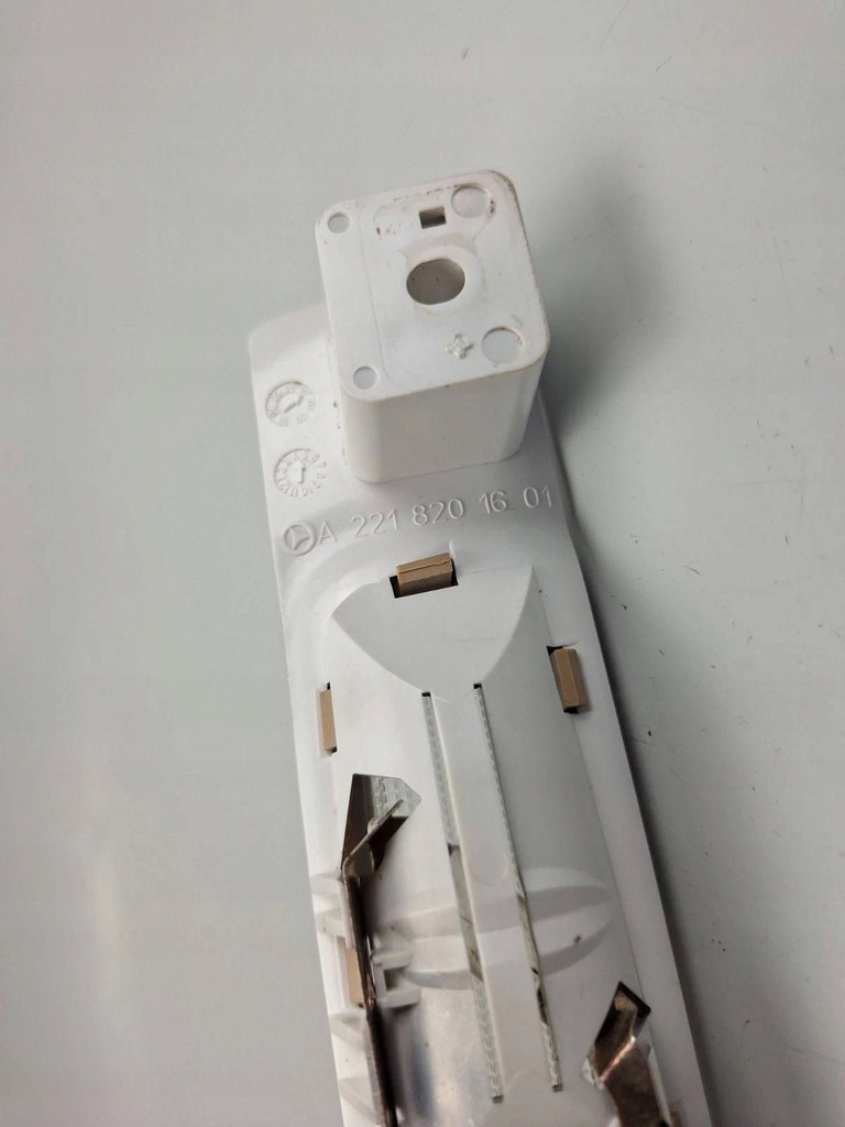 фото №9, Лампа стельовий задня mercedes-benz s w221 a2218201601