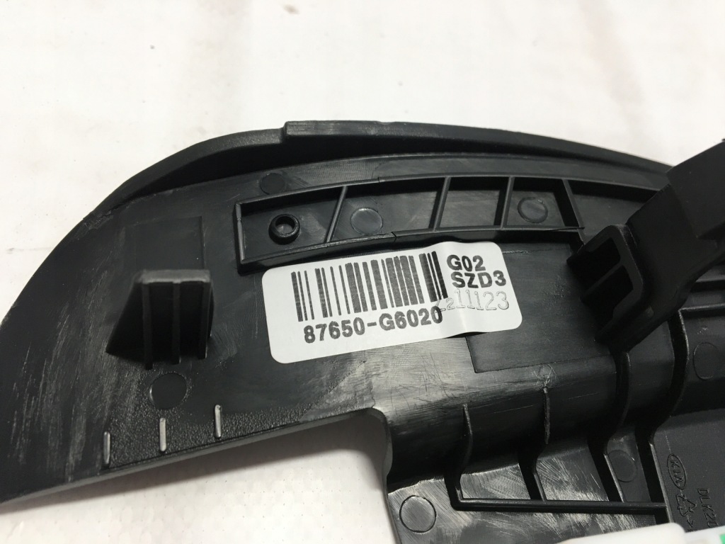 фото №4, Треугольник заглушка зеркало picanto iii x-line 17-