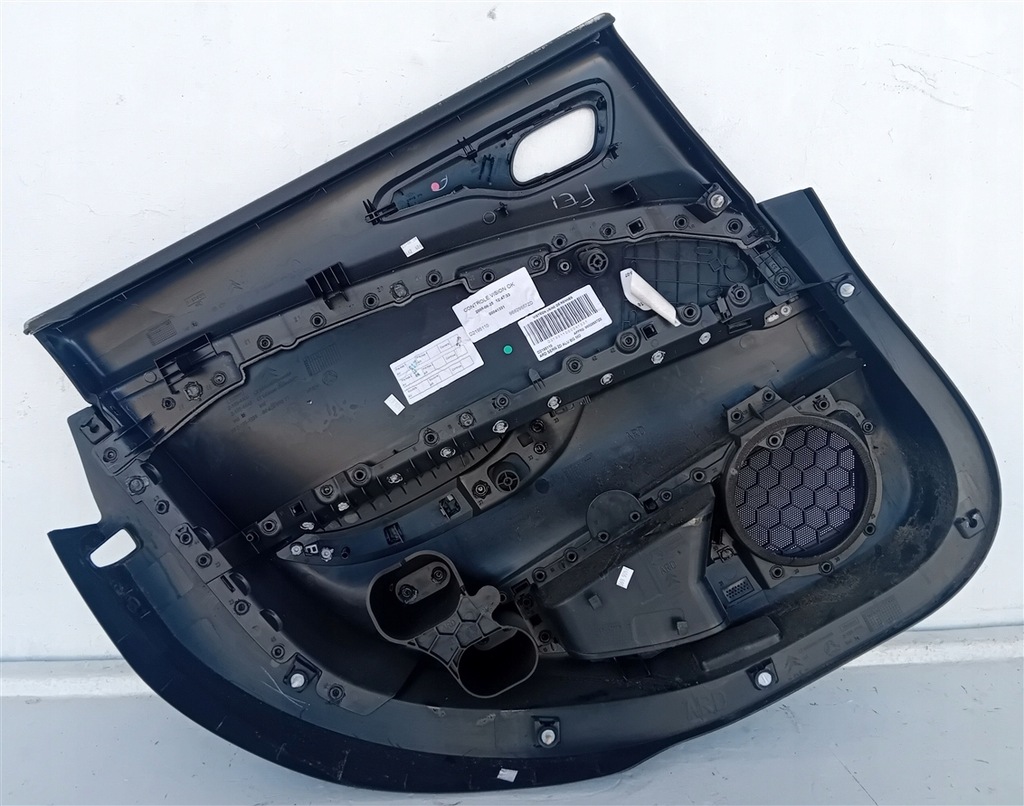 фото №9, Обшивка дверь правый задняя citroen c5 iii x7 kombi 96829557zd
