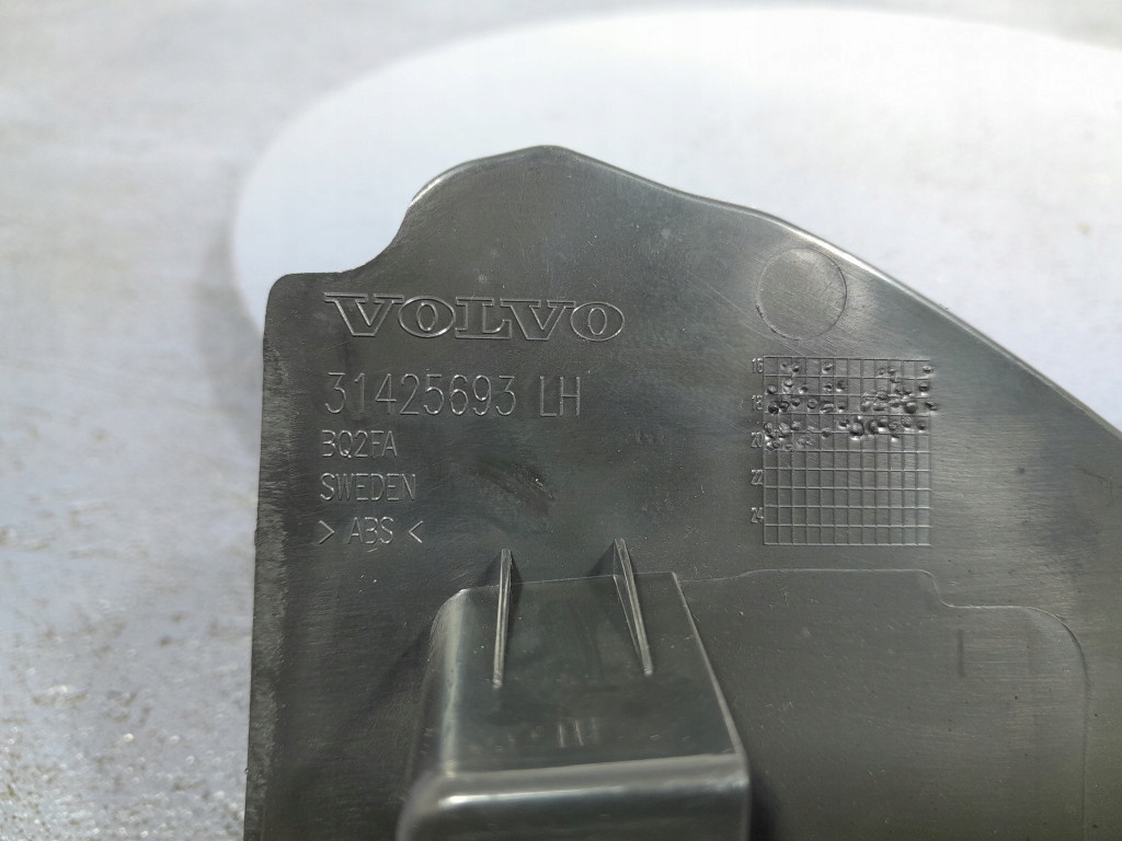 фото №3, Volvo xc60 ii молдинг захист стійка лівий перед 31425693