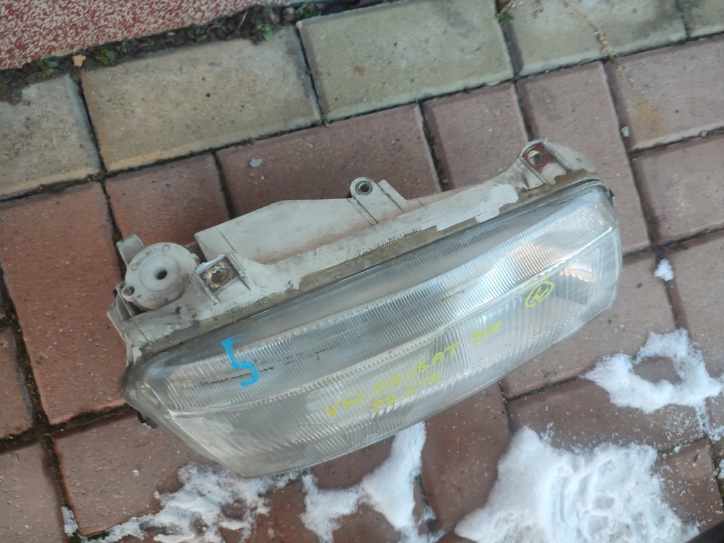 фото №8, Лампа правий перед volkswagen passat b4 141970-00