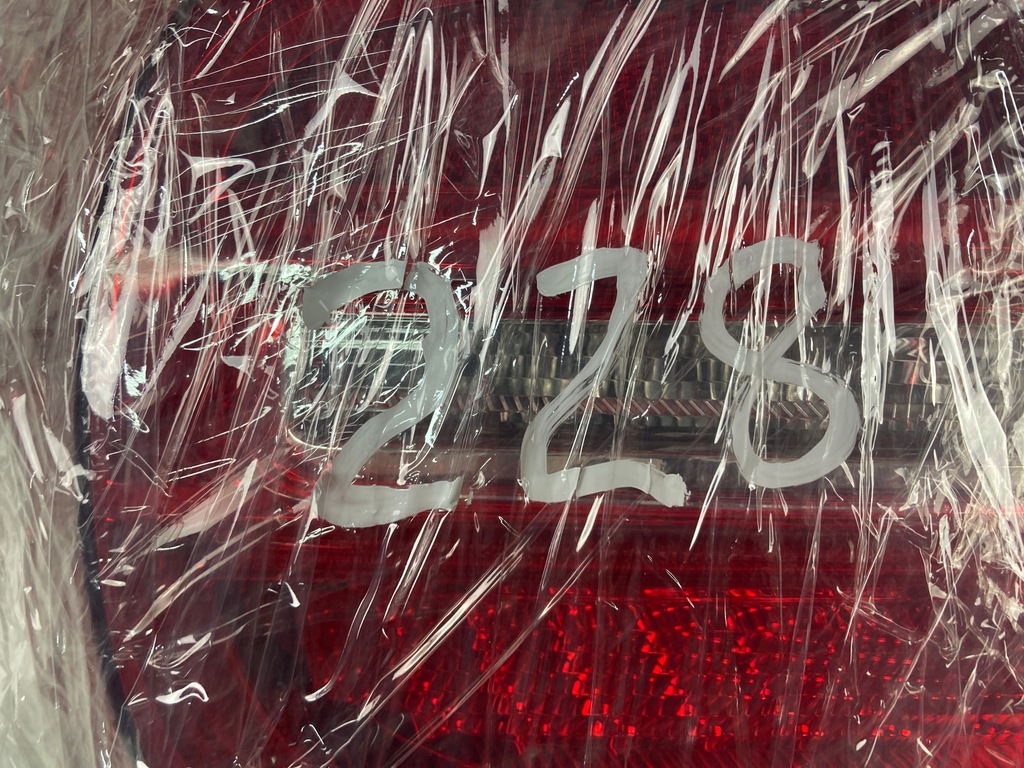 фото №13, Лампа левая задняя mercedes gla x156