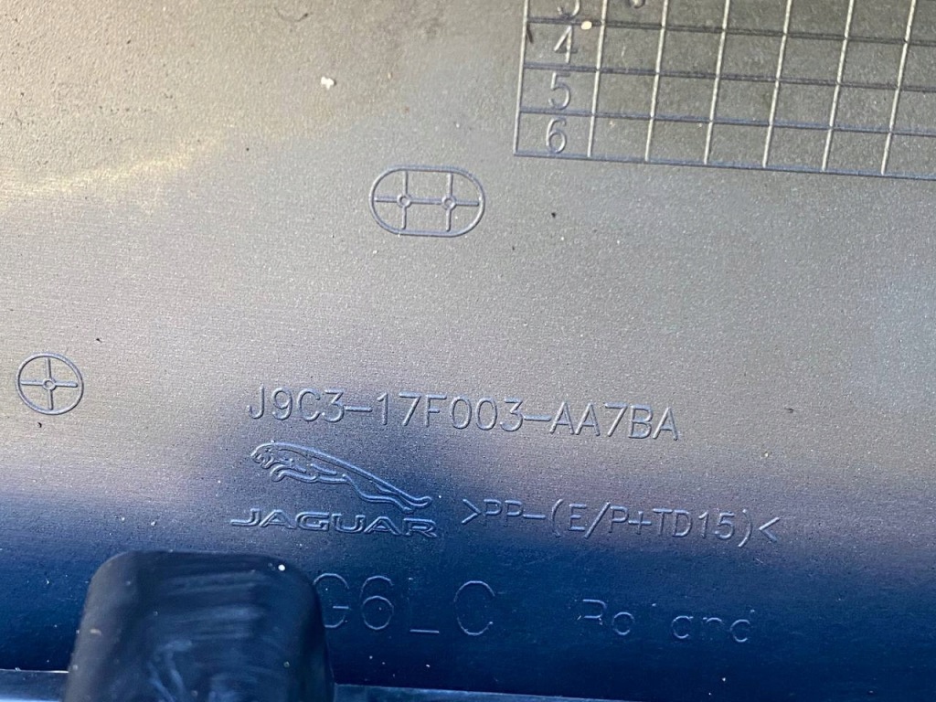 фото №13, Бампер перед передній jaguar e-pace x540 6pdc комплект оригінальний номер j9c3-17f003-aa7ba