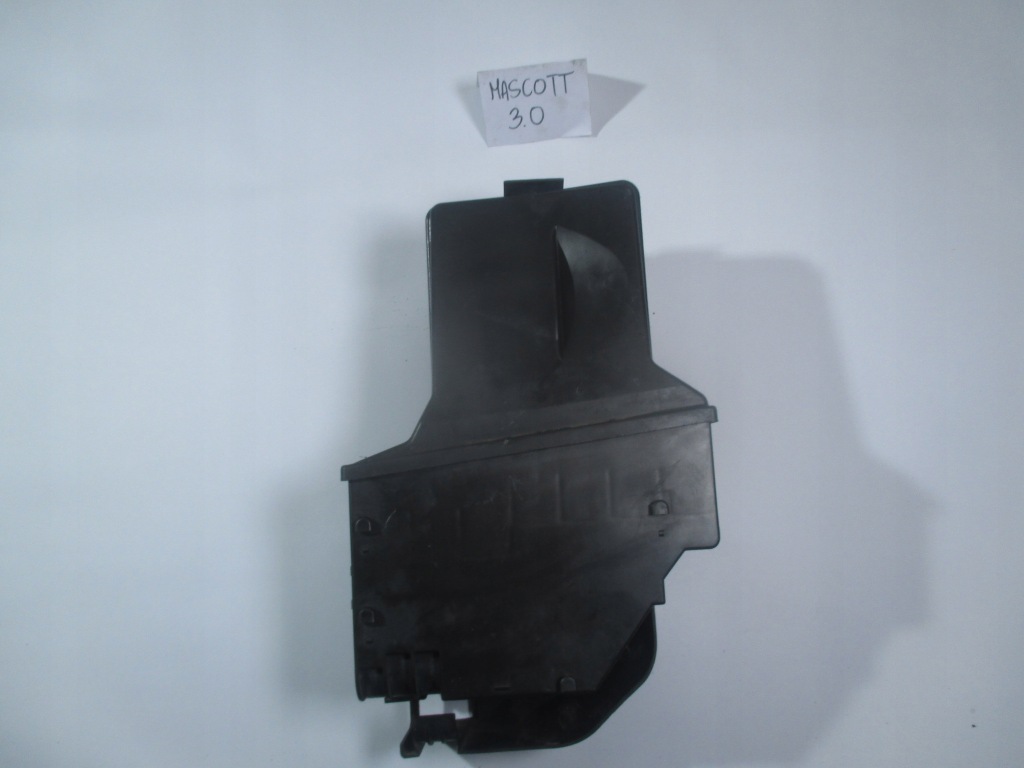 Купити Корпус коробка запобіжників renault mascott 3.0 dci zd3 04-