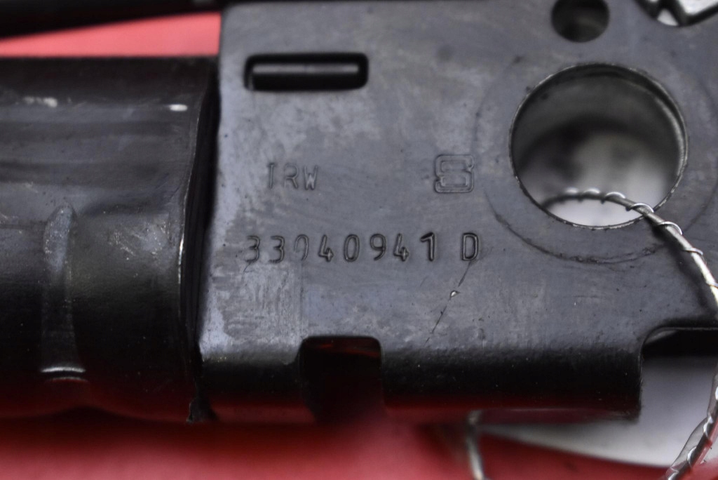 Натяжитель клипса поперечина правый  перед 7213564 bmw x1 e84 рестайлинг  12-15 Цена